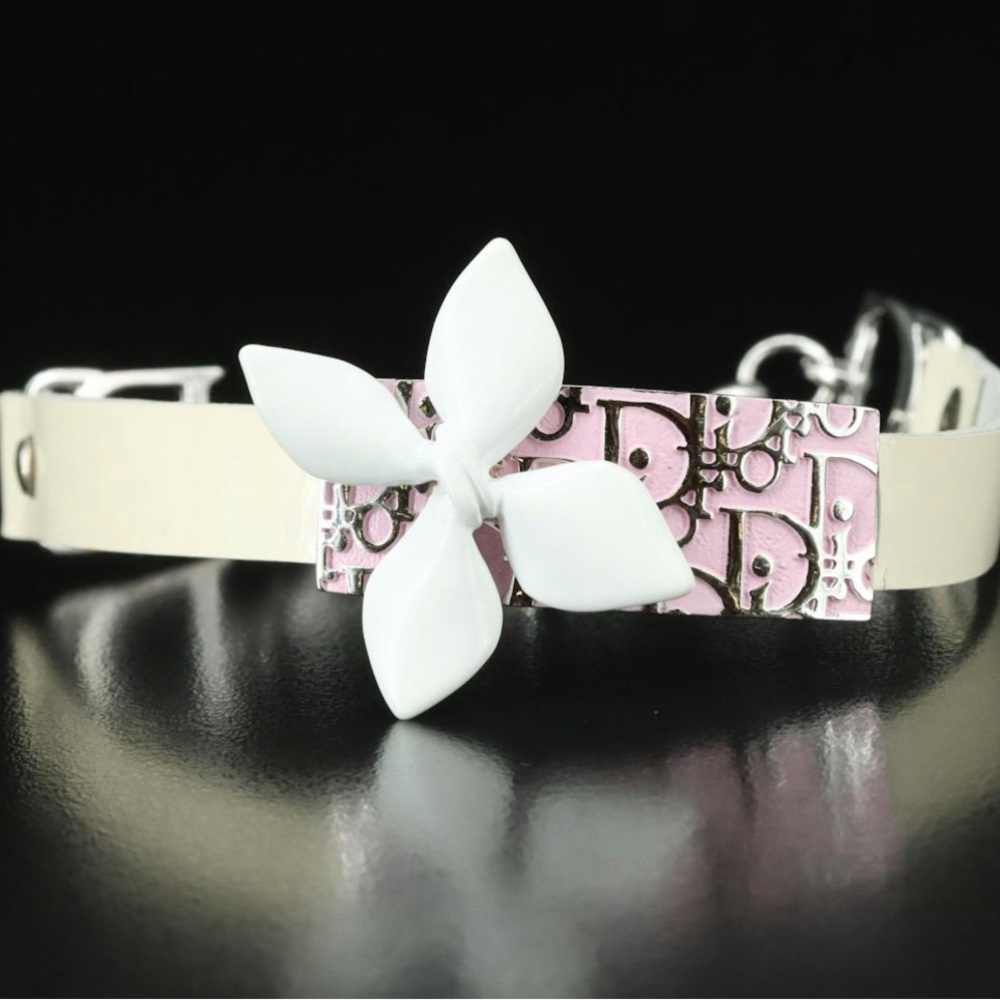 SOLD ‼️Dior White Leather Flower Bracelet